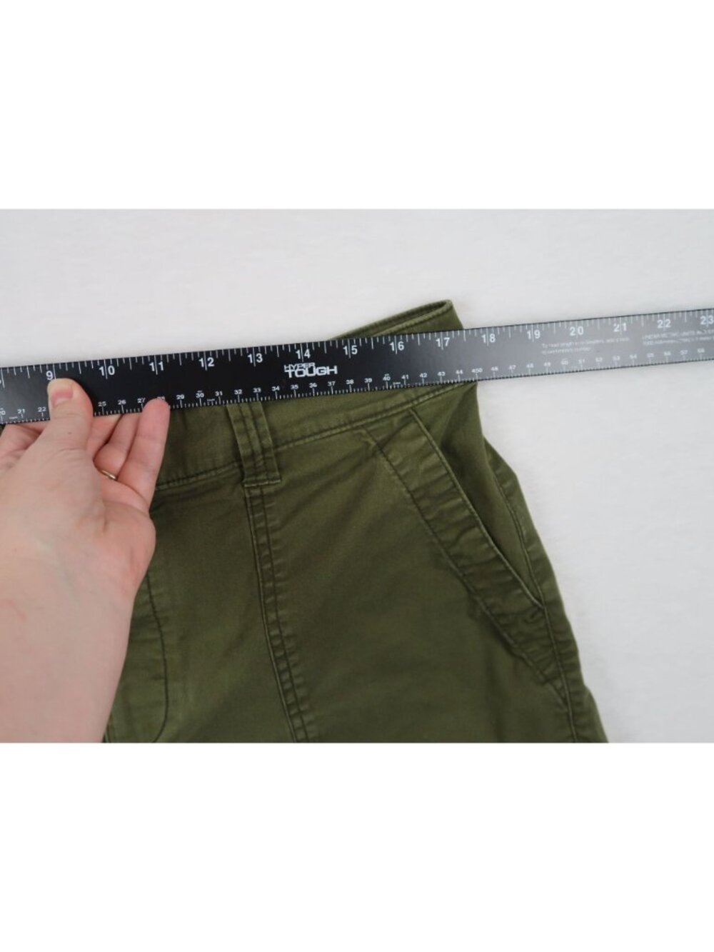 ✨3/$30 Old Navy L High-Rise Olive Green Chino Shorts Cotton - Picture 2 of 6